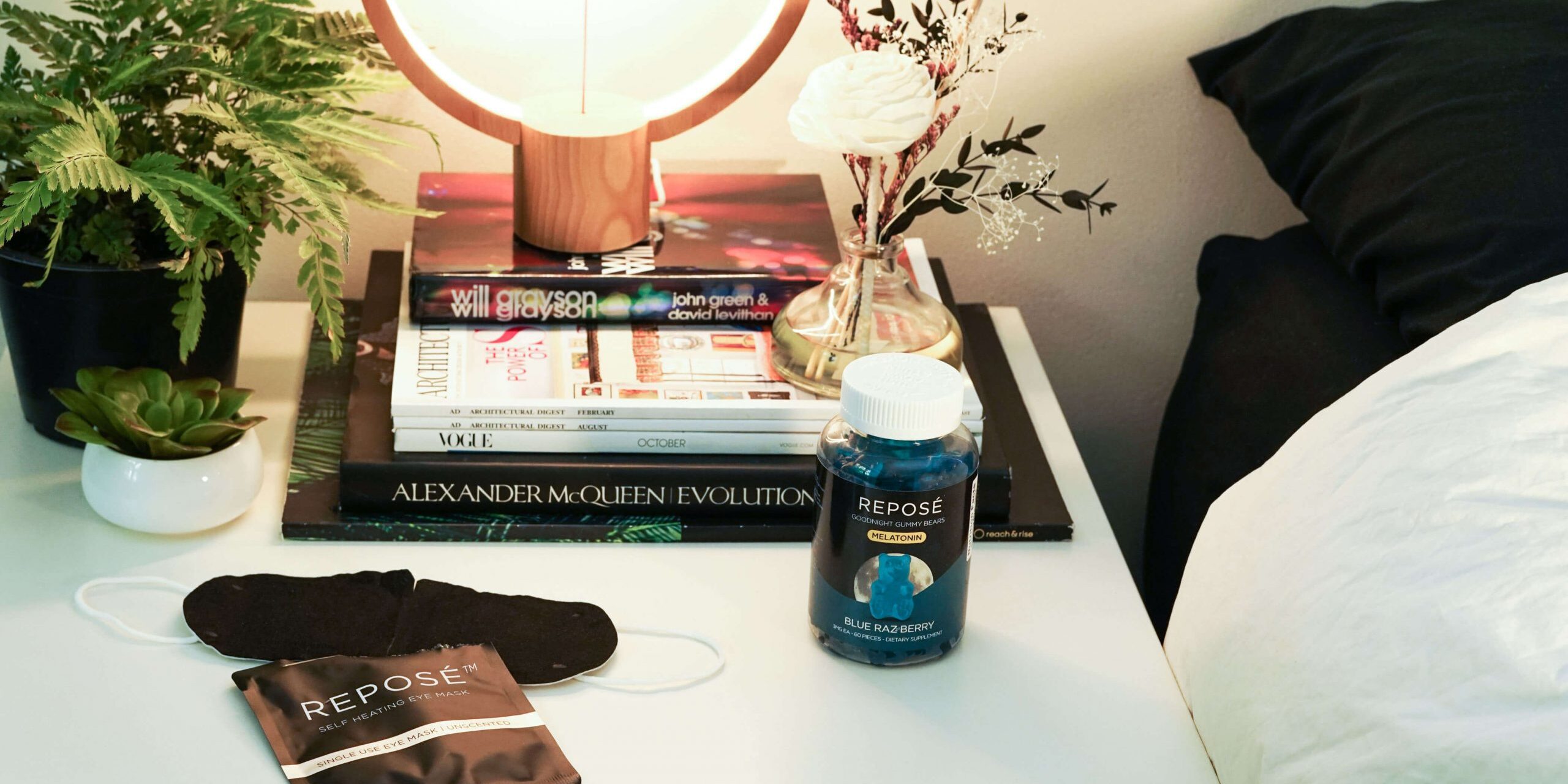 desk-with-eye-mask-heated desk with eye mask heated