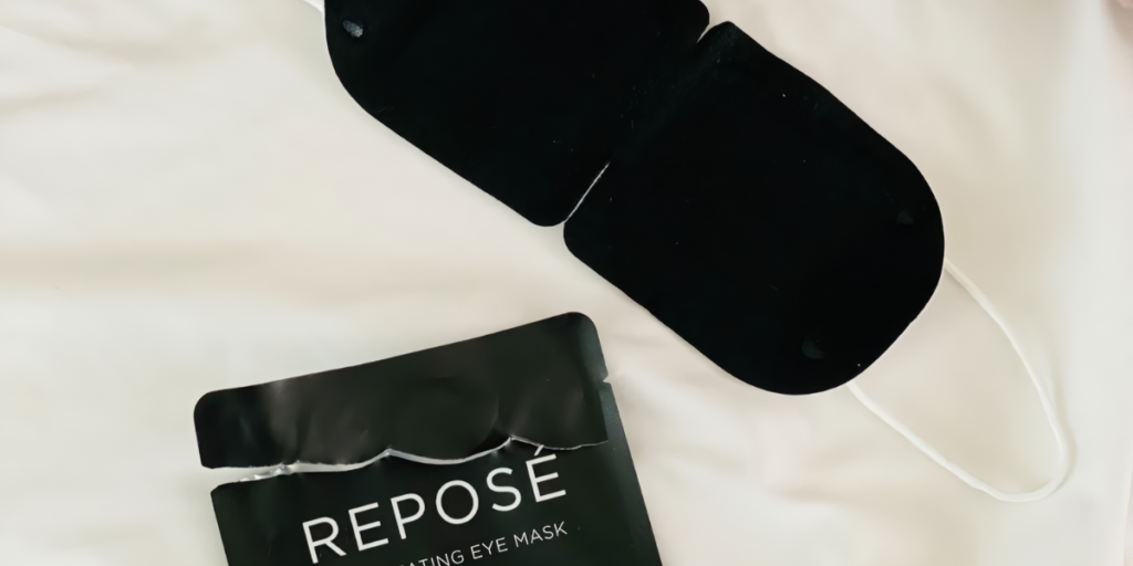 Reposé Self Heating Eye Mask