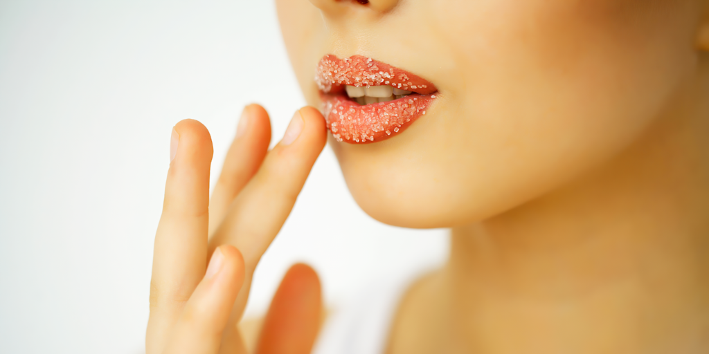 Apply The Lip Exfoliator