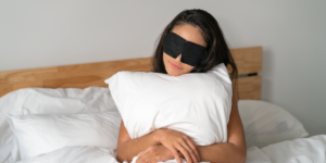 Beneficios de Usar un Antifaz para Dormir: Mejora tu Descanso Nocturno