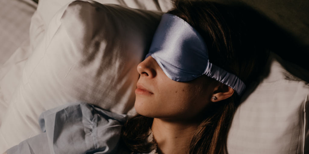 Tips For Using Heated Eye Masks Safely