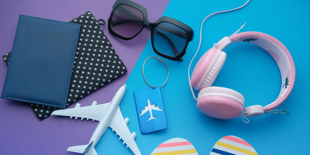 Other Travel Must-Haves To Pair With Your Heating Eye Mask