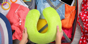 Upgrade Your Travel Must-Haves With A Soothing Heating Eye Mask
